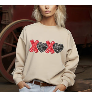 XOXO CREWNECK